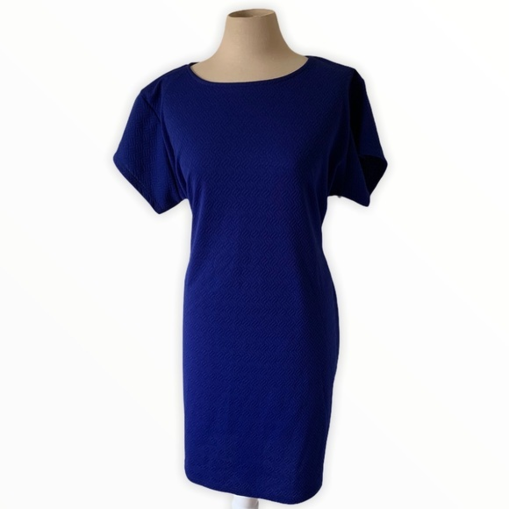 Boohoo‎ Plus Blue textured Fabric sheath Dress